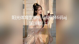 长相文静甜美眼镜妹单腿黑丝手指扣穴，拿出玻璃棒抽插，假屌抹上润滑油骑乘，大黑牛开大档震动，搞爽了身体颤抖呻吟