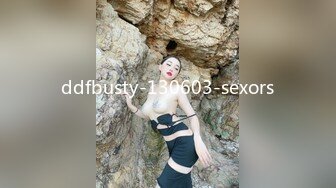 ddfbusty-130603-sexors