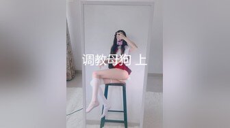 难得粉穴美乳小姐姐，地上假屌骑乘自慰，无毛粉穴小穴，磨蹭大白美臀套弄