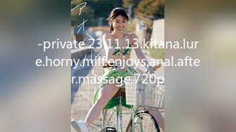 【小芊Baby】感受18岁的青春骚，稀有处女~刚18两个小屁孩下海~掰B舔奶跳蛋送入，令人口水直流 (3)