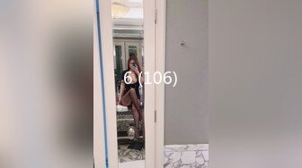 【OnlyFans】逃亡JJ爱KK，狂干群P，大型淫乱场面，两人真实夫妻，女的身材超级棒，群p的场面太过震撼 63